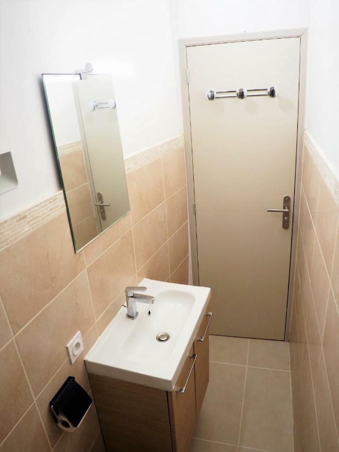 Apartment Moderne, Hypercentre De Cholet, Arrivee Autonome ! *